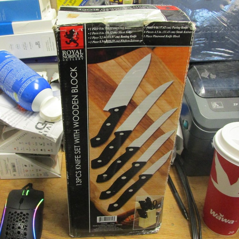 ROYAL NORFOLK CUTLERY 13PCS KNIFE SET WITH WOODEN BLOCK